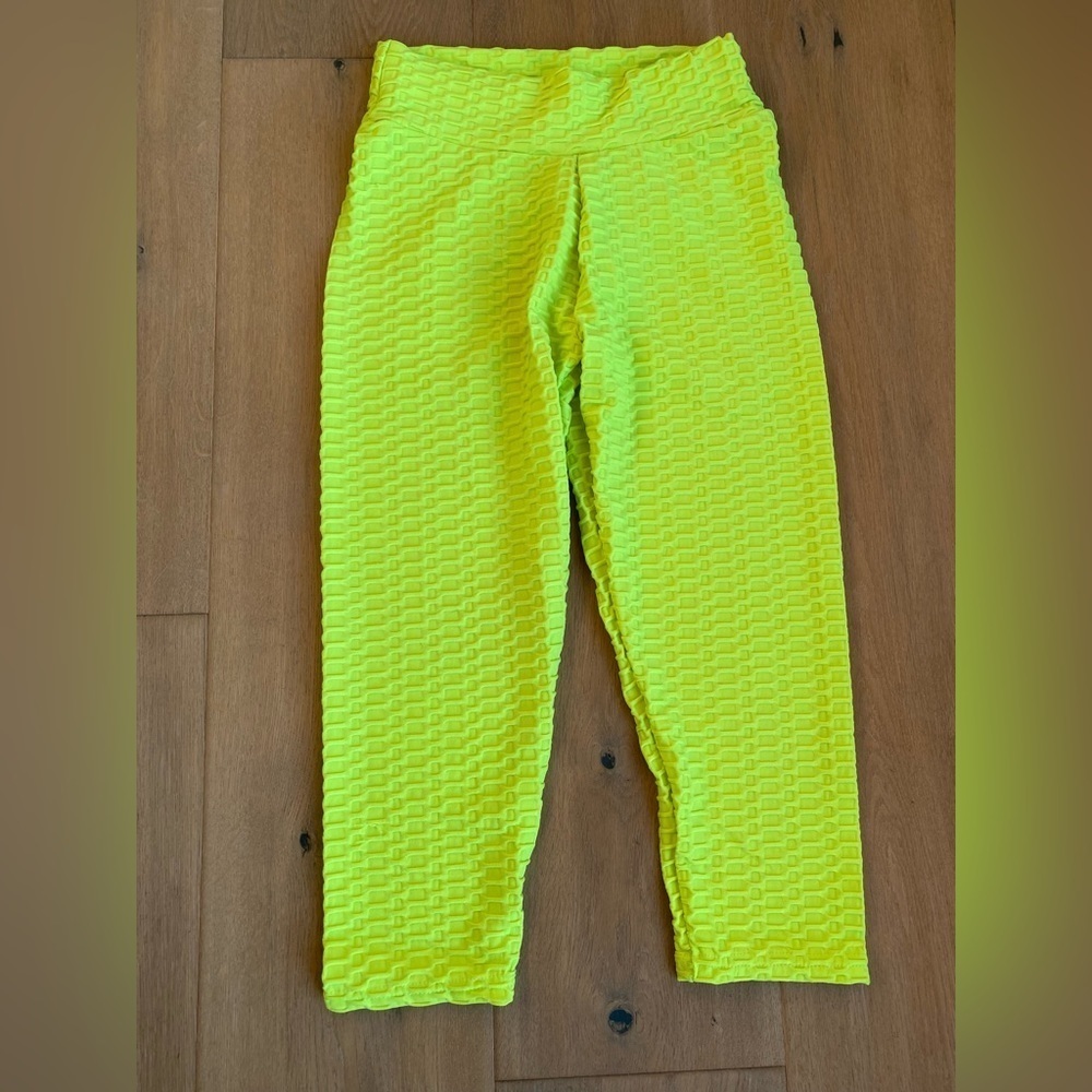 Pull On High Waisted Butt Lifting women’s leggings size small